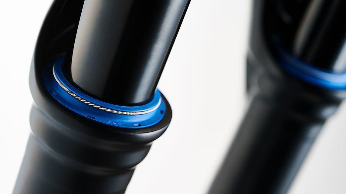 Ohlins RXF38 M.2 Air TTX18 Fork