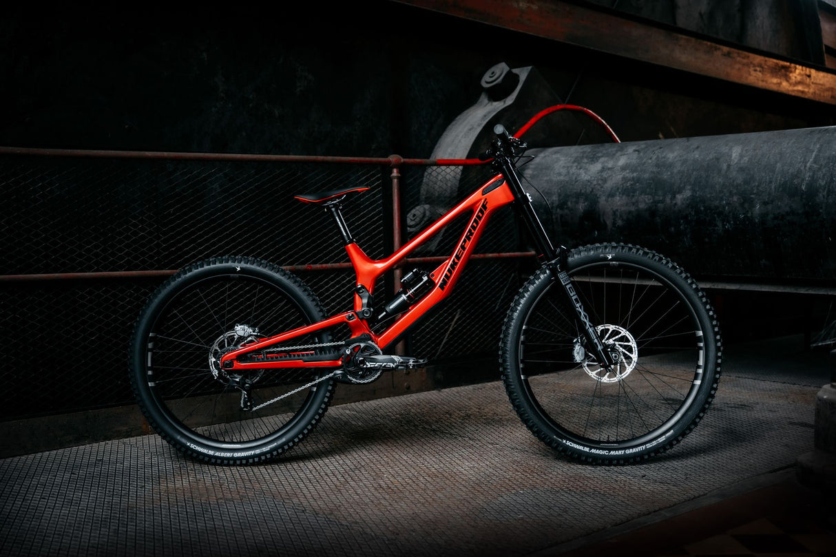 Nukeproof Dissent 297 Carbon Pro Downhill Bike