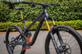 Pivot Mach 6 Carbon Large *USED ONCE*