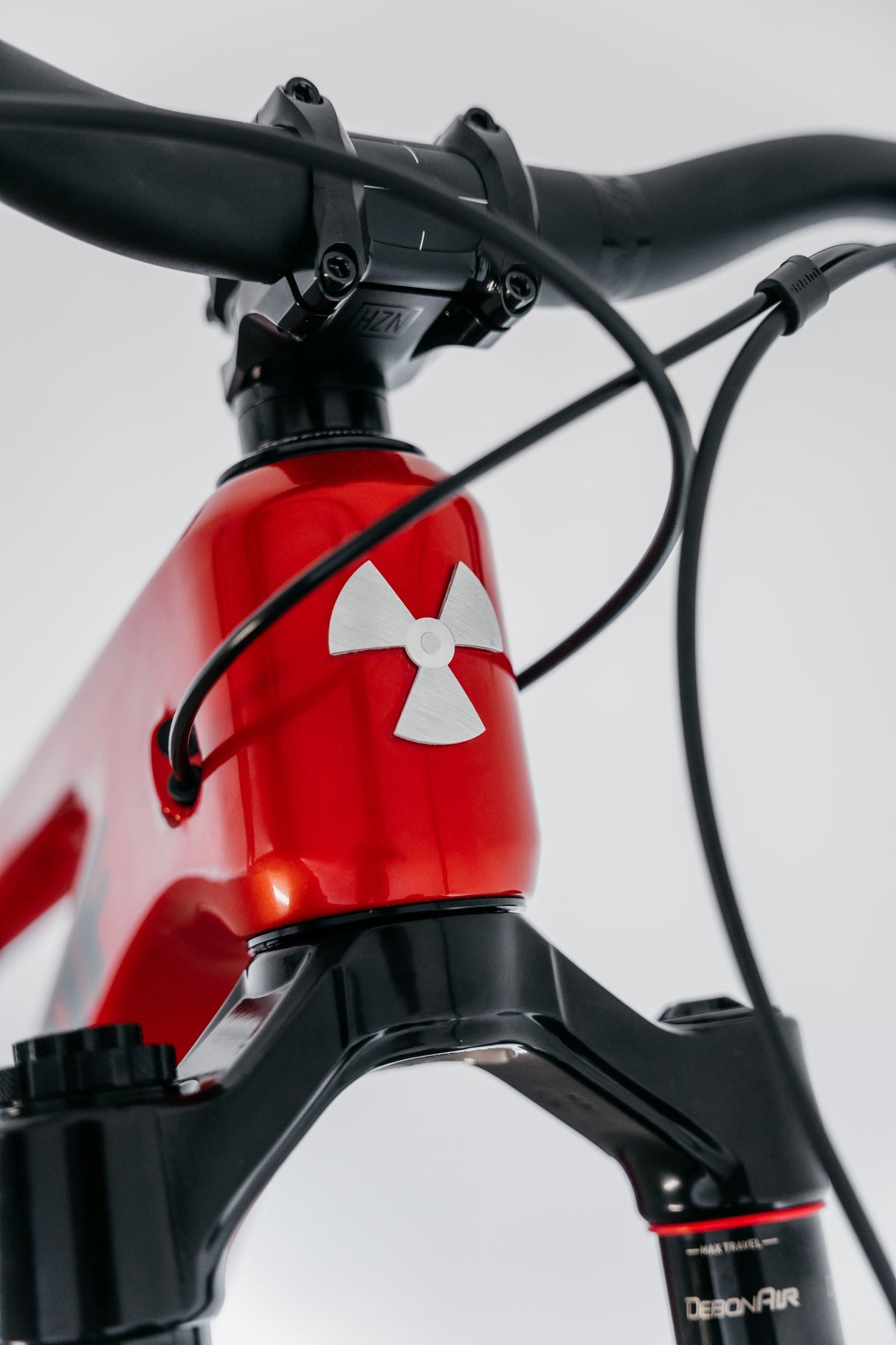 Nukeproof Giga 290/297 Carbon Pro