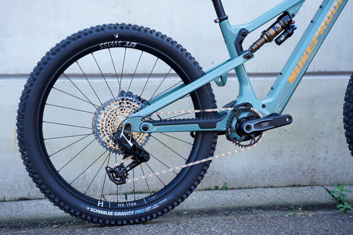 Nukeproof Kilowatt 297 Carbon Factory in Green Smoke
