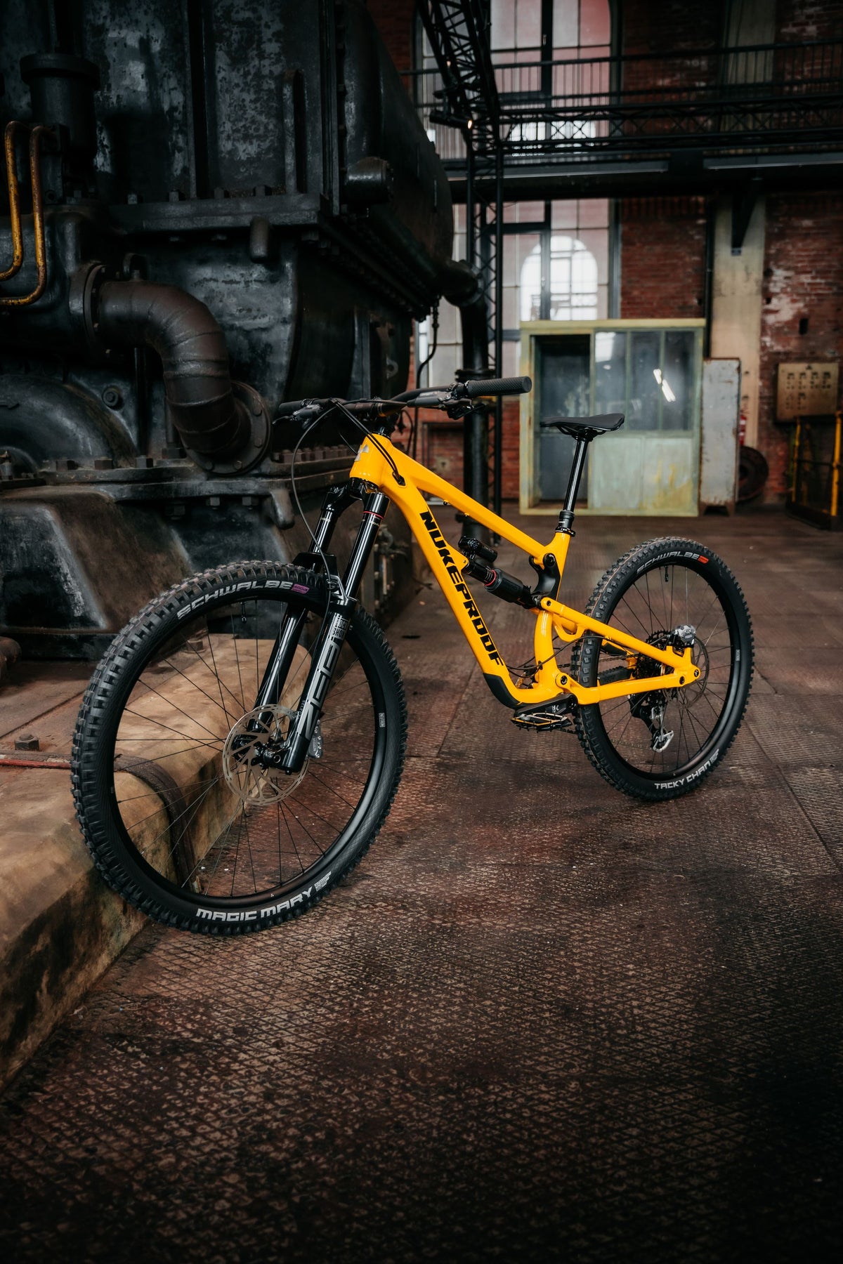 Nukeproof Mega 290/297 Alloy Pro Enduro Bike