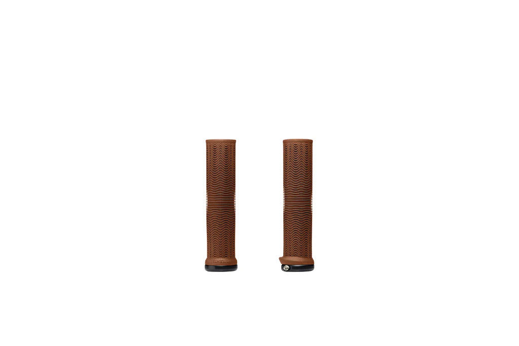 Title LO1 Grips
