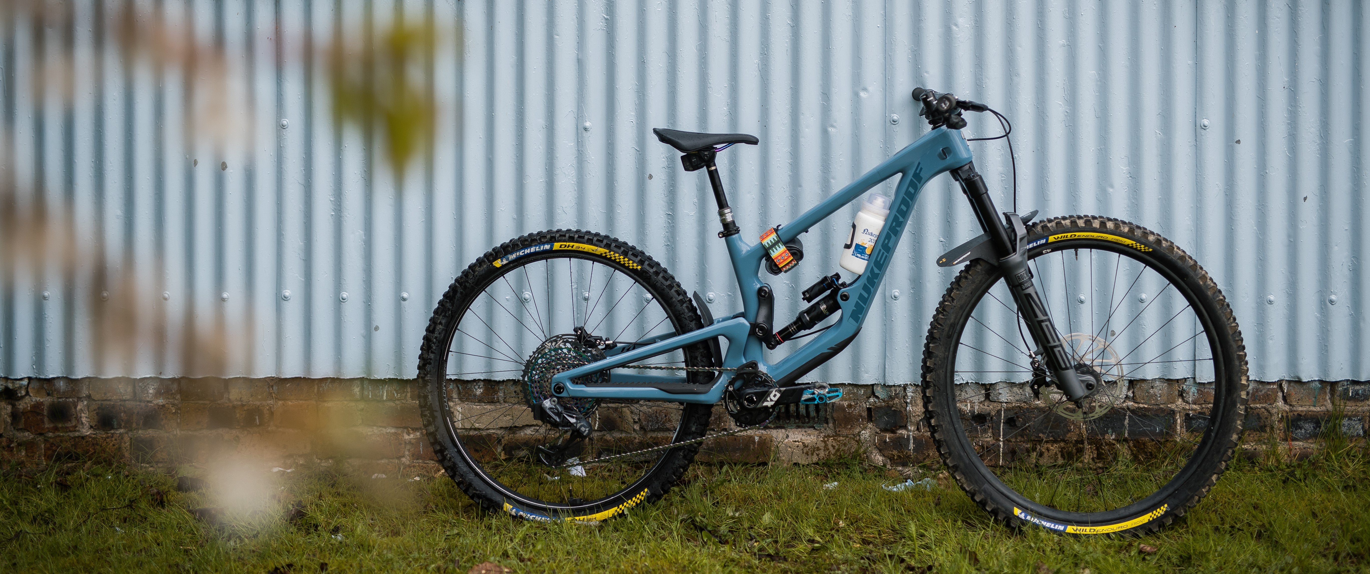 Nukeproof giga 297 carbon mullet super enduro bike from wheelie bike shop uk nukeproof dealer