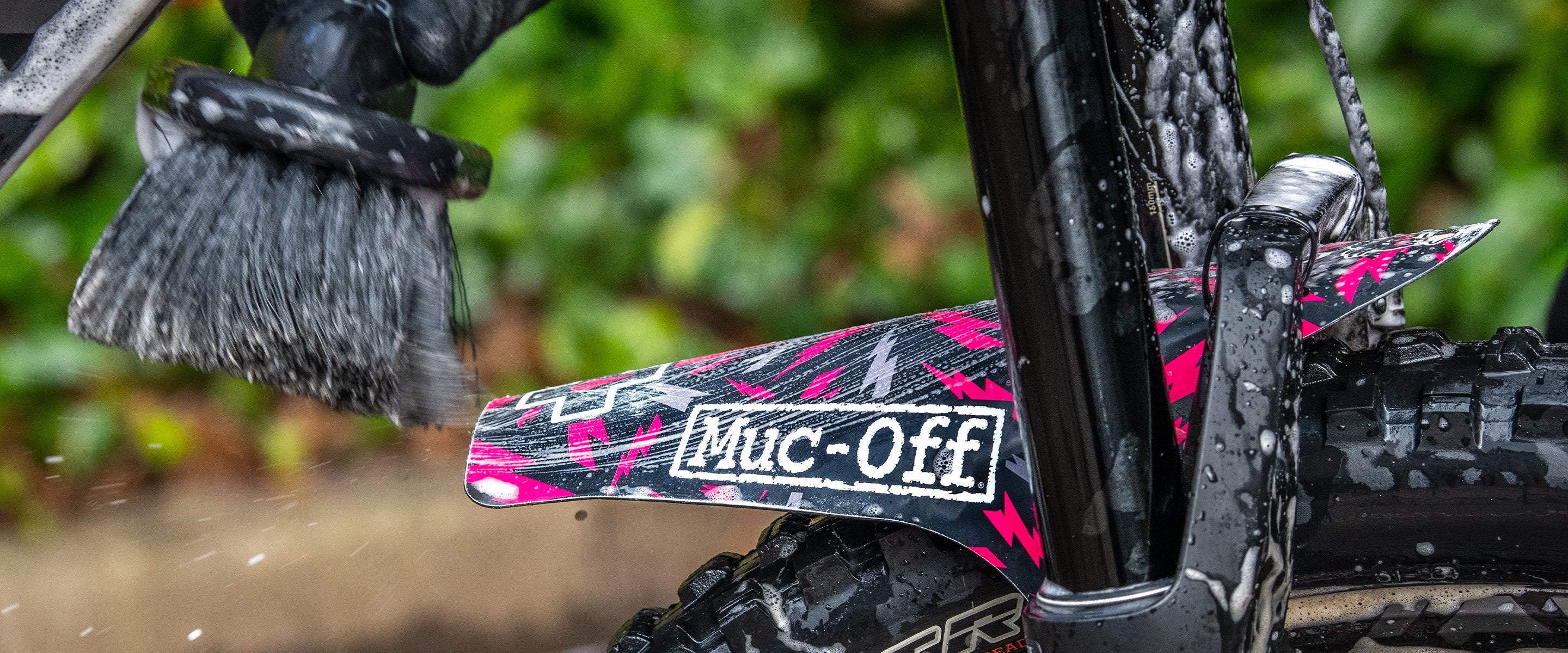 Muc-off bolt front mud guard wheelie bike shop uk